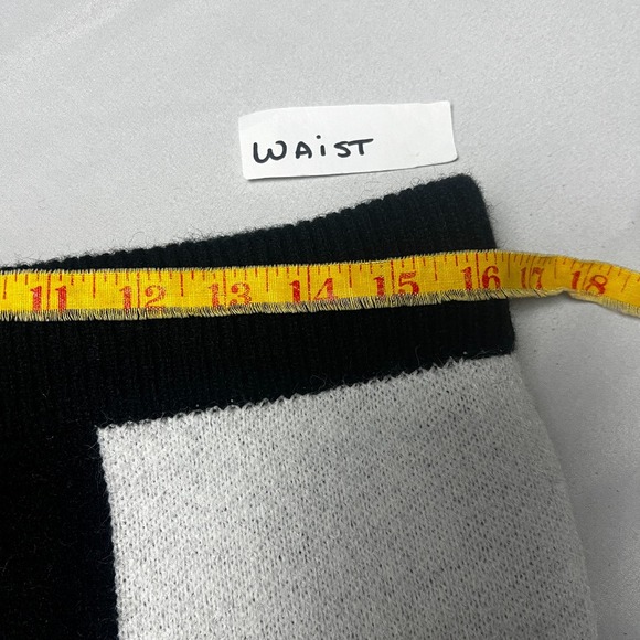 Black and White Checkered Pencil Skirt - Picture 4 of 8